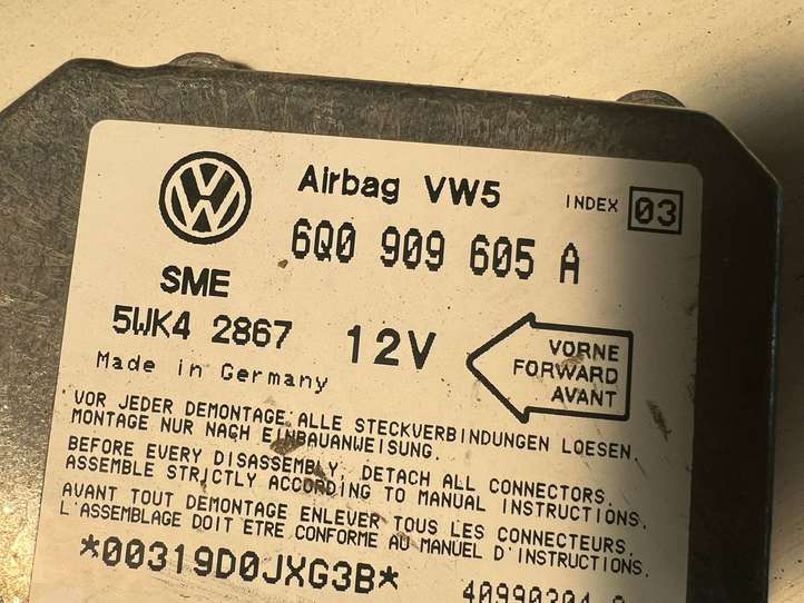 Volkswagen Golf IV (1998 - 2005)  6Q0909605A Блок управления надувных подушек