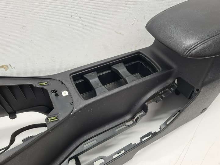 Ford Focus (2015 - 2019)  F1EBA045M62 Центральная консоль