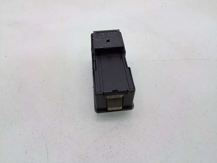 BMW 5 E39 (1996 - 2003)  61316907288 Включатель раздвижной крыши