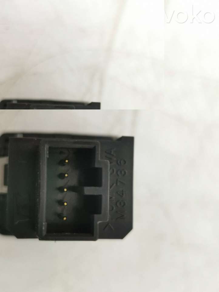 Honda CR-V (2009 - 2012)  M34736 Разъем AUX