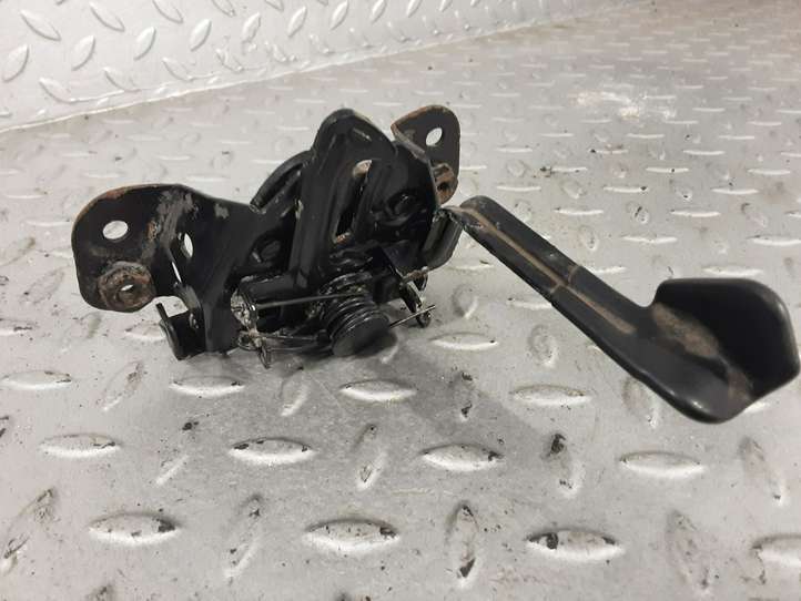 Kia Ceed (2015 - 2018)  81130A2000 Замок капота