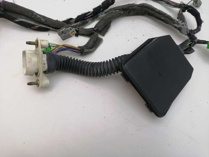 Volvo S60 (2000 - 2004)  8690290 Проводка передних дверей