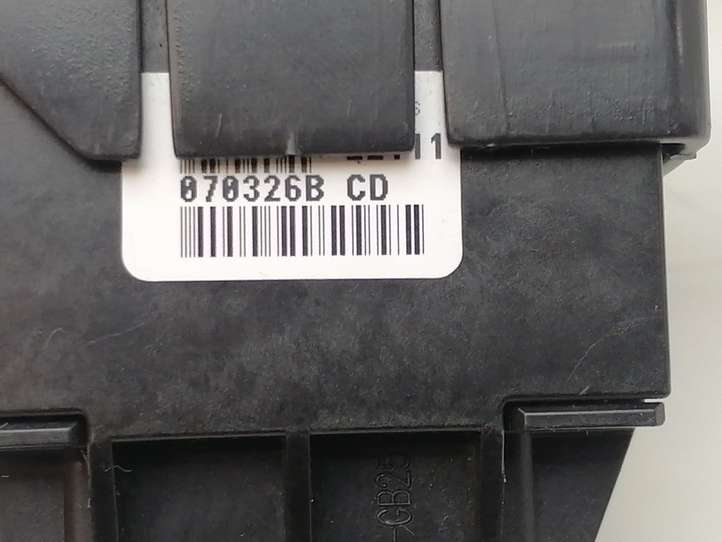 Ford Edge I (2007 - 2014)  070326B Включатель освещения интерьера