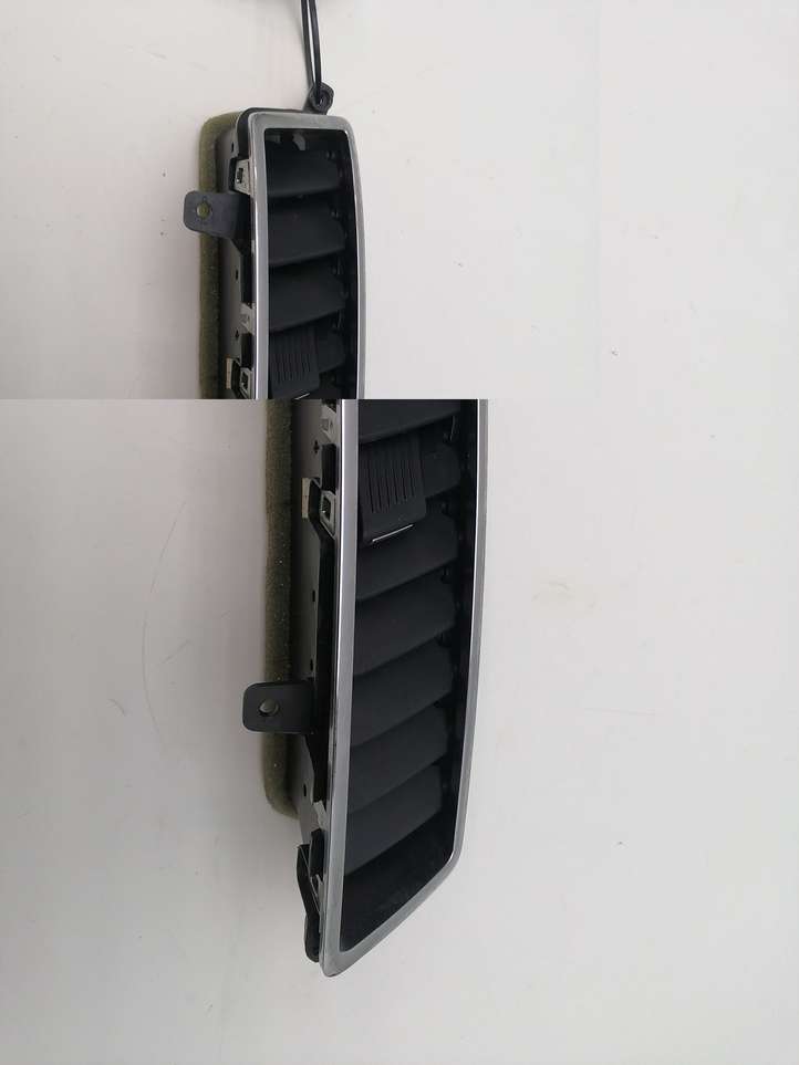 Ford Edge I (2007 - 2014)  7T4319C681 Центральный дефлектор