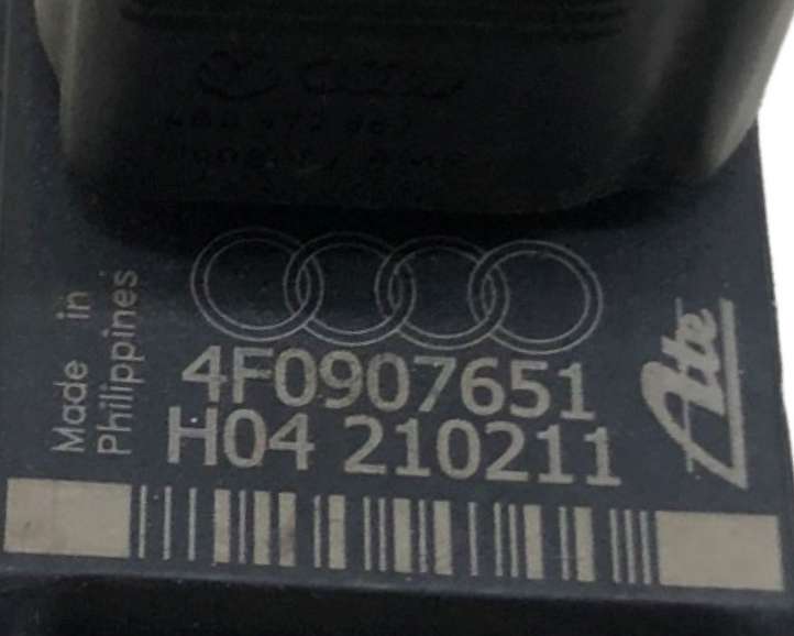 Audi A6 allroad (2008 - 2011)  4F0907651 Датчик удара надувных подушек