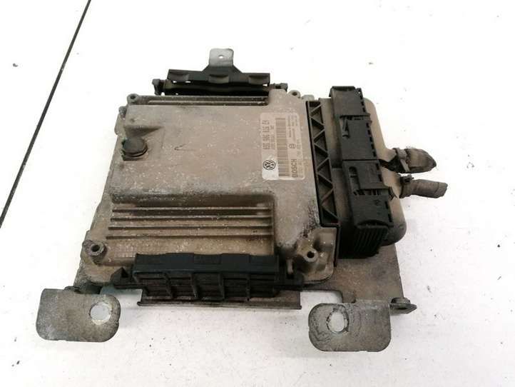 Volkswagen Touran I (2003 - 2010)  03G906016EH Блок управления двигателя
