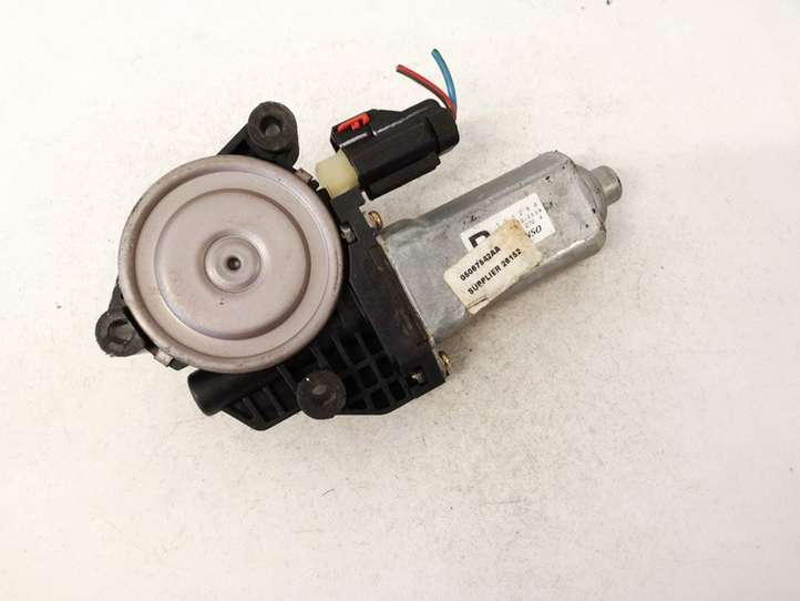 Chrysler PT Cruiser (2000 - 2010)  05067542aa Механизм подъема окон задней двери