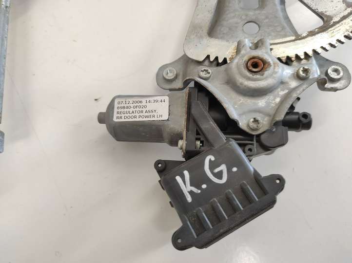 Toyota Corolla Verso AR10 (2004 - 2009)  698400F020  Механизм для электрического подъема окон задней двери (без двигателя)