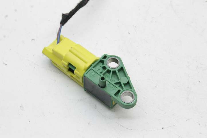 Volkswagen Scirocco (2008 - 2014)  5M0909606A Другие приборы