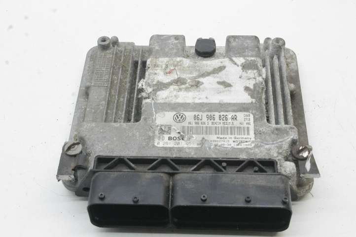 Volkswagen Scirocco (2008 - 2014)  06J906026AR Блок управления двигателя