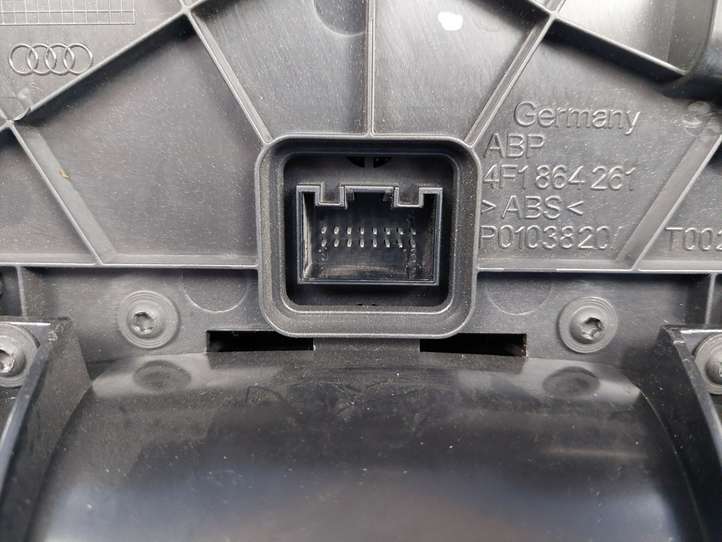 Audi A6 (2004 - 2008)  4F1864261 Центральная консоль
