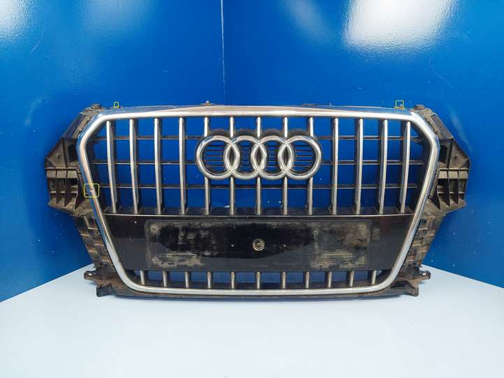 Audi Q3 (2014 - 2018)  8U0853653A Верхняя решётка