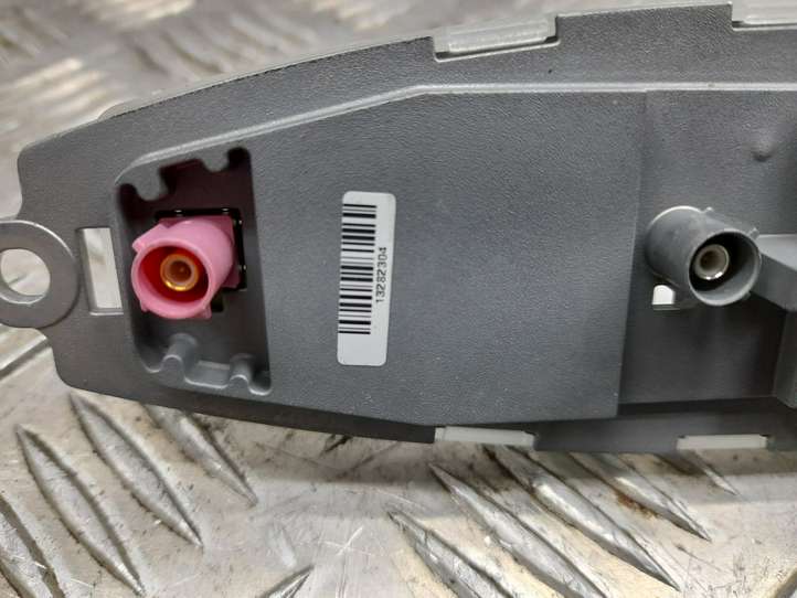 BMW 7 F01 F02 F03 F04 (2008 - 2016)  213675 Антенна (антенна GPS)