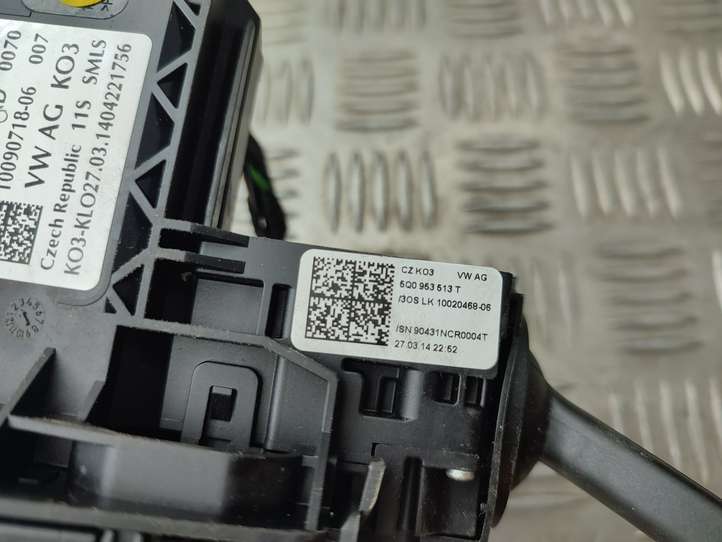 Skoda Octavia Mk3 (5E) (2013 - 2019)  5Q0953507AD Комплект ручек