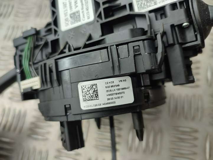 Skoda Octavia Mk3 (5E) (2013 - 2019)  5Q0953507AD Комплект ручек