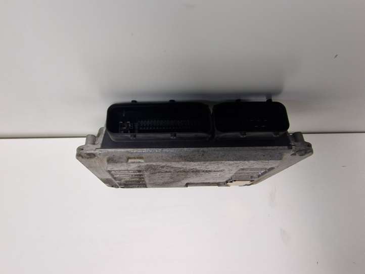 Seat Altea (2004 - 2009)  06A906033FH Блок управления двигателя
