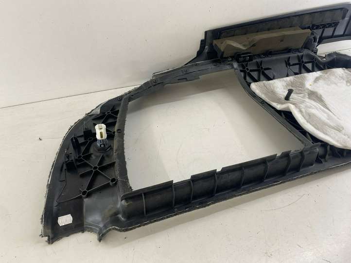Audi A6 (2004 - 2008)  4F9863888A Боковая панель