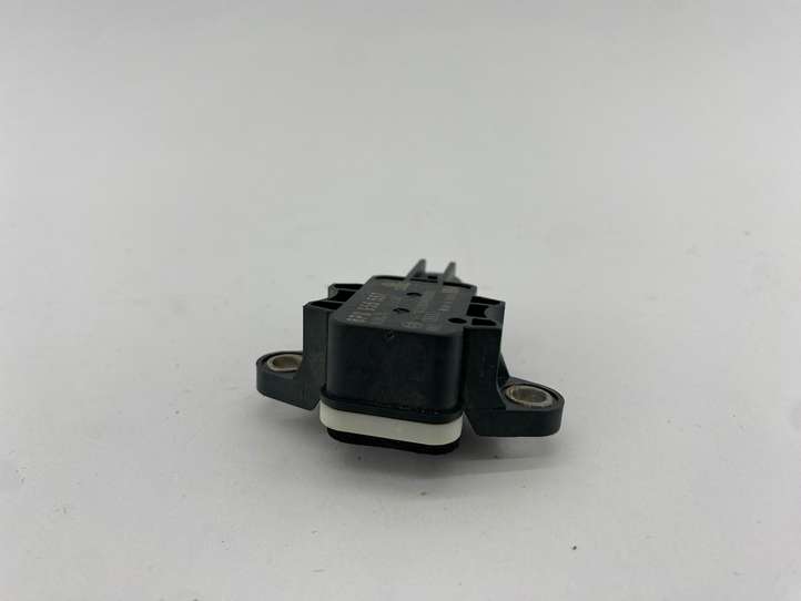 Audi A3/S3 8P (2004 - 2008)  8P0955557 Датчик удара надувных подушек