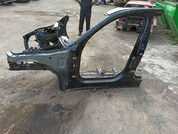 BMW X3 G01 (2018 - )  7494061 Передняя четверть