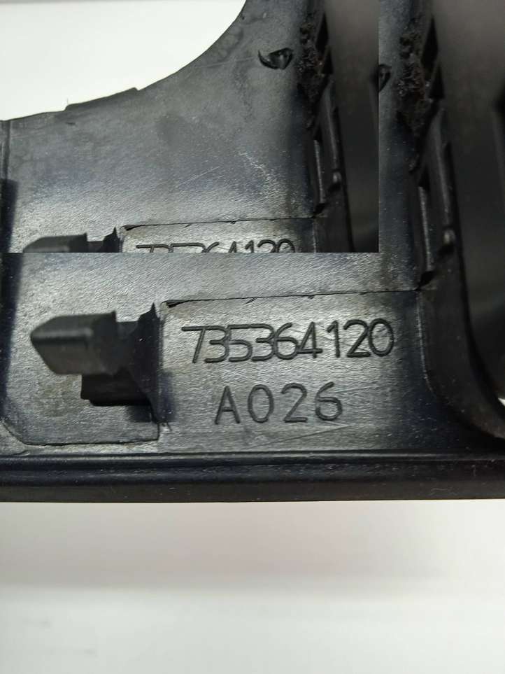 Fiat Croma (2005 - 2011)  735364120 Рамка рычага переключения передач