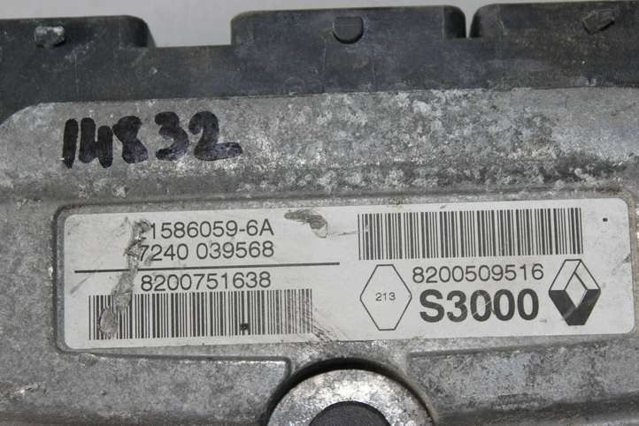 Renault Scenic II -  Grand scenic II (2003 - 2006)  8200509516 Блок управления двигателя
