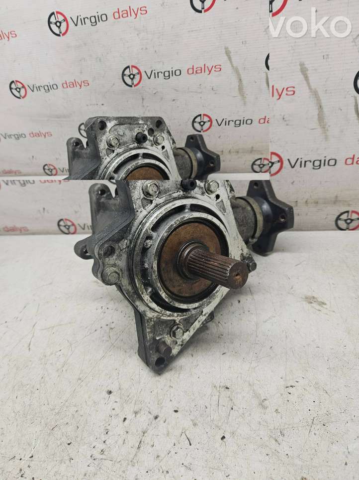 Nissan X-Trail T30 (2001 - 2007)  067022 Редуктор коробки передач (раздатка)