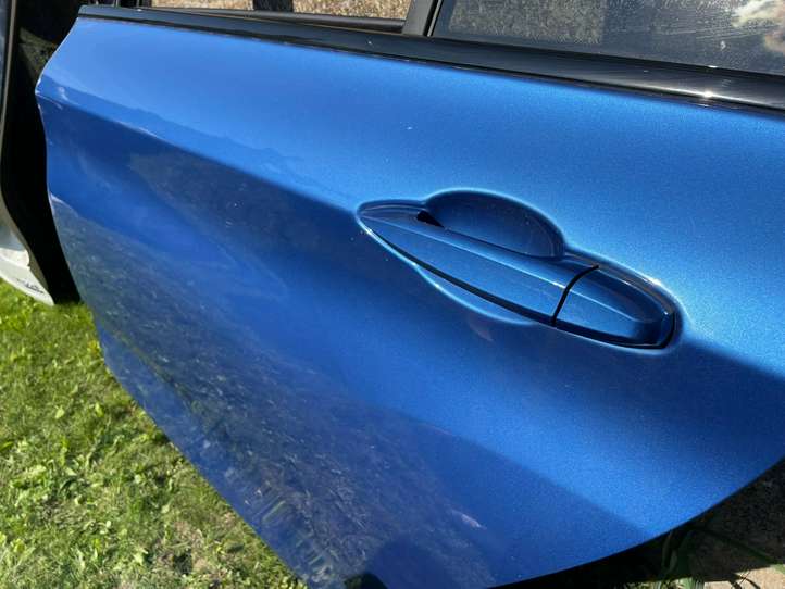 BMW 2 F46 (2015 - )   Задняя дверь