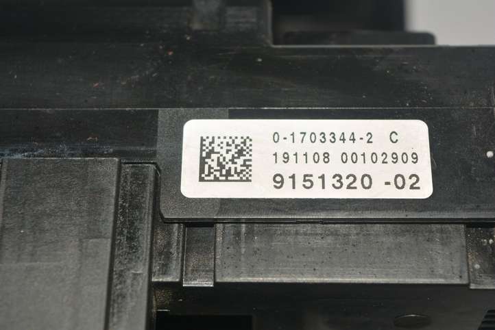 BMW 7 F01 F02 F03 F04 (2008 - 2016)  9151320 Блок предохранителей