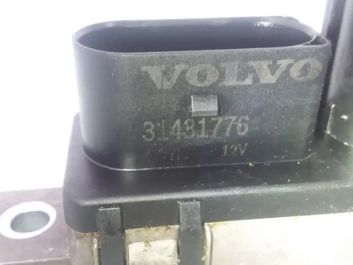 Volvo V60 (2013 - 2018) 31431776 Реле накала свечей — фото 3