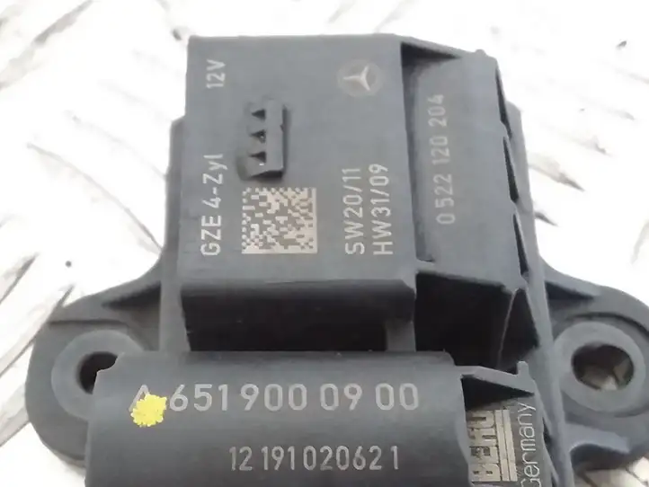 Mercedes-Benz Sprinter W906 (2006 - 2018) A6519000900 Реле накала свечей — фото 5