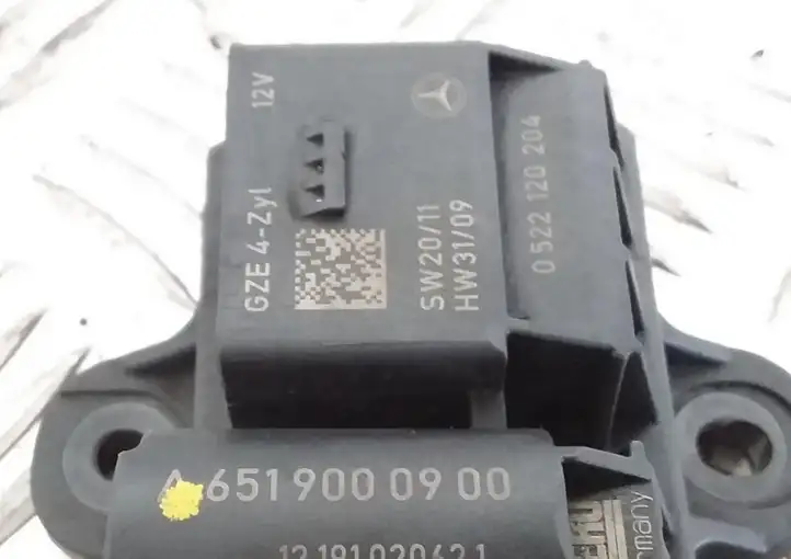 Mercedes-Benz Sprinter W906 (2006 - 2018) A6519000900 Реле накала свечей — фото 6