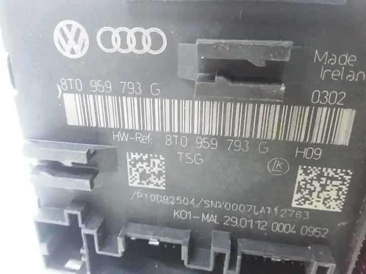 Audi A4 S4 B8 8K (2007 - 2011) 8T0959793G Блок управления дверью — фото 3