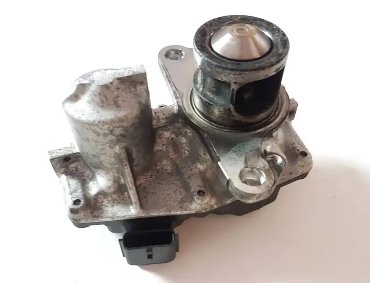 Nissan X-Trail T32 (2014 - 2021)  147109816R Клапан EGR