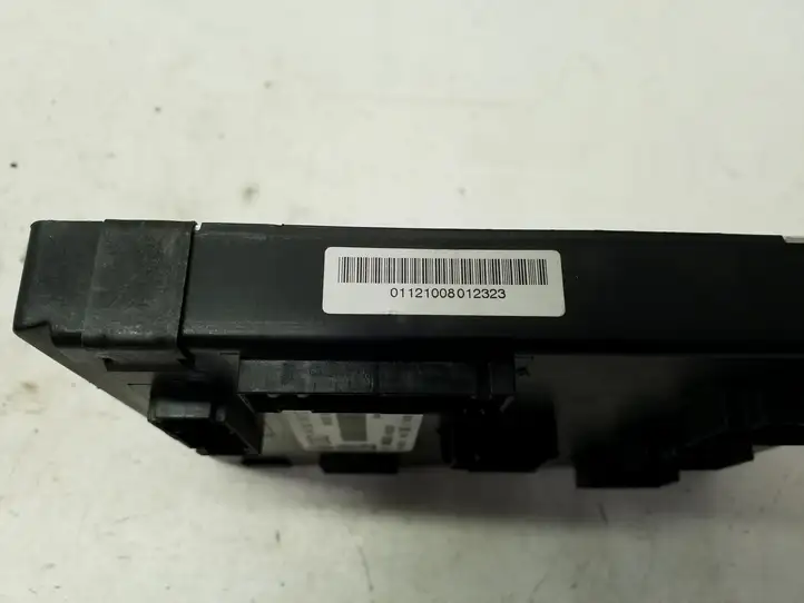 Audi A4 S4 B8 8K (2007 - 2011) 8K0907063C Модуль комфорта — фото 2