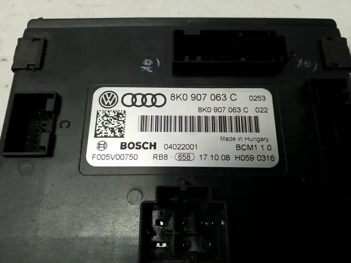 Audi A4 S4 B8 8K (2007 - 2011) 8K0907063C Модуль комфорта — фото 3