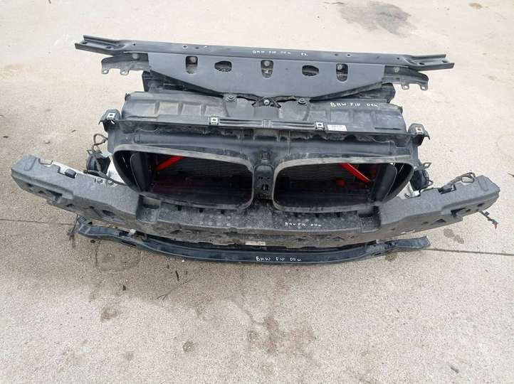 BMW 5 F10 F11 (2009 - 2016)  720078720 Комплект радиаторов