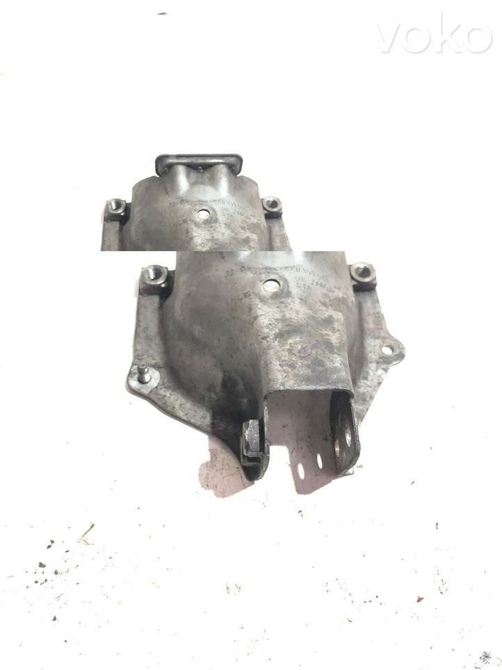 Audi Q5 (2008 - 2012)  8K0399059 Кронштейн
