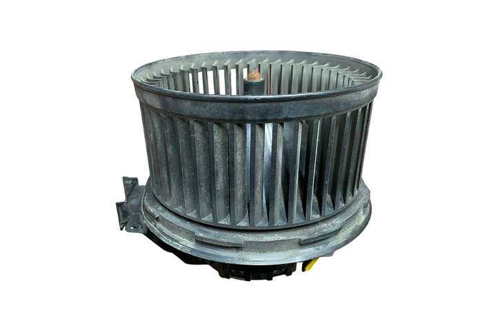 Ford Fiesta (2006 - 2008)  0130115551 Вентилятор печки