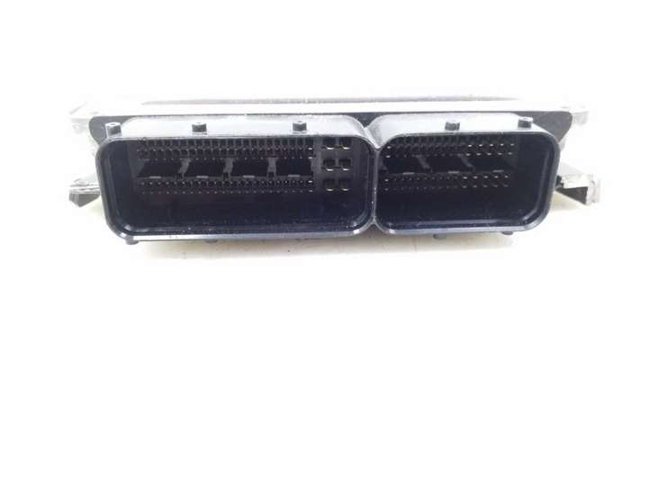 Audi A4 (2007 - 2011)  8K2907115L Блок управления двигателя