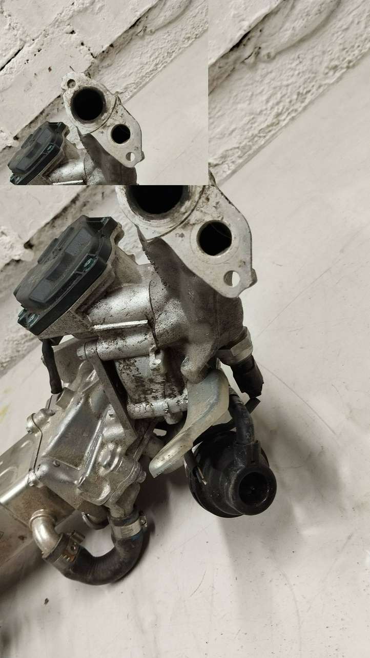 Mercedes-Benz C W205 (2014 - 2021)  A6511400860 Охладитель EGR