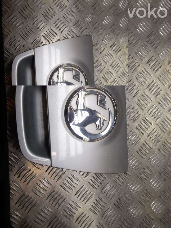Opel Astra (2009 - 2012)  00321228041 Ручка задней крышки