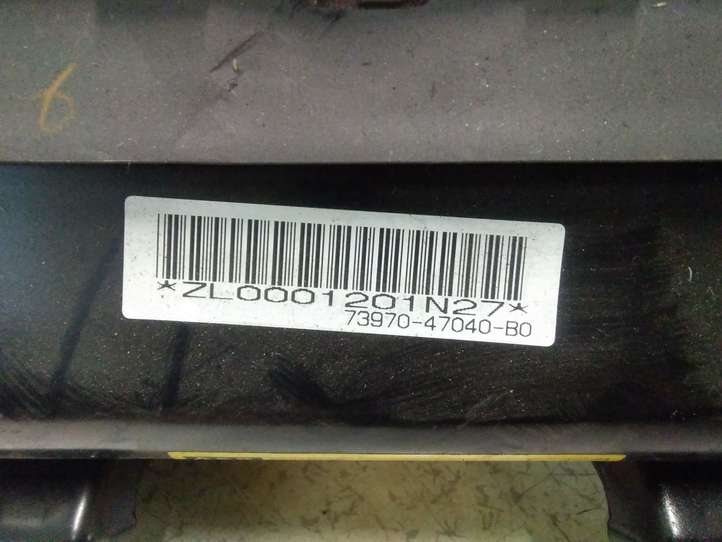 Toyota Prius (XW10) (1997 - 2003)  739704704B0 Подушка безопастности пассажира
