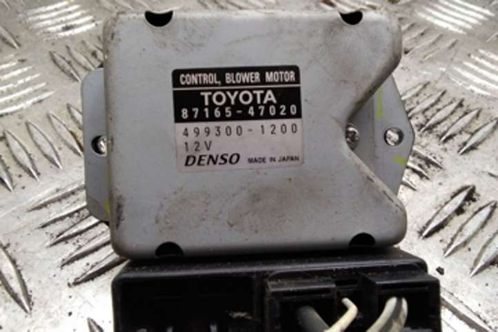 Toyota Prius (XW20) (2003 - 2009)  4993001200 Реле вентилятора печки салона