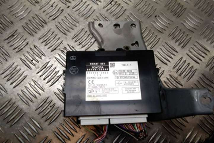 Lexus GS 300 350 430 450h (2004 - 2007)  8999030040 Блок управления центрального замка