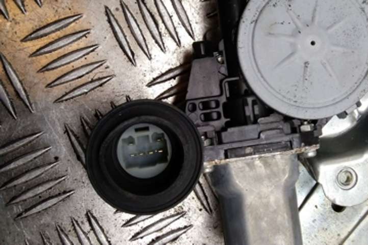 Lexus GS 300 350 430 450h (2004 - 2007)  8572058010 Механизм подъема окон задней двери