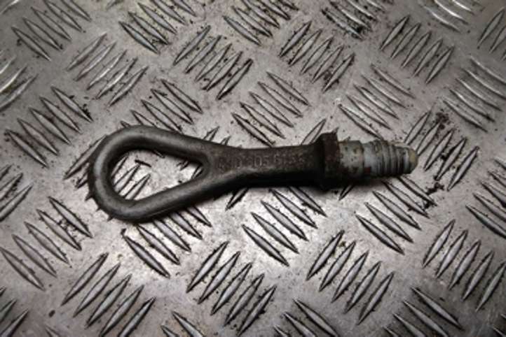 Audi A4 (2000 - 2006)  480805616A Петля вытягивания