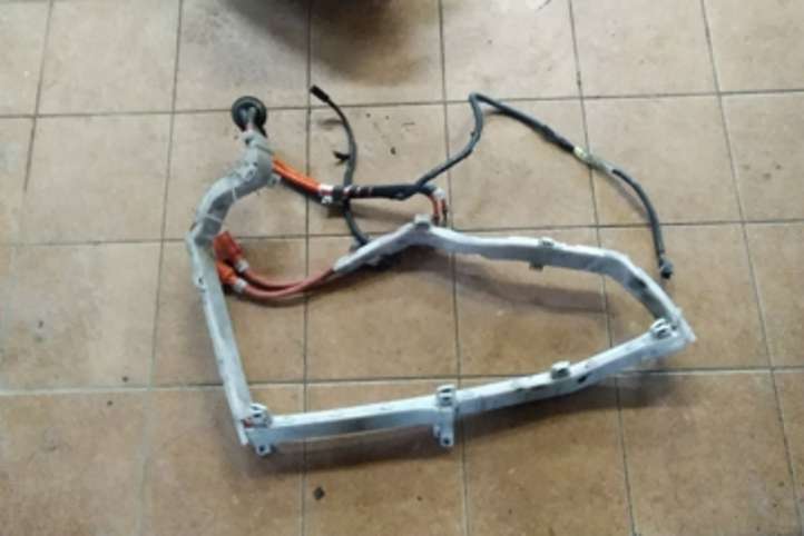 Toyota Prius (XW20) (2003 - 2009)  8281547040 Другой проводник