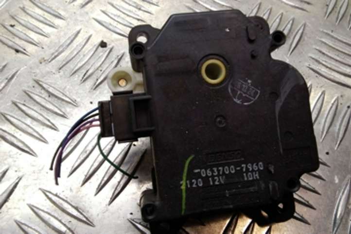 Toyota Prius (XW20) (2003 - 2009)  0637007960 Двигатель задвижки потока воздуха