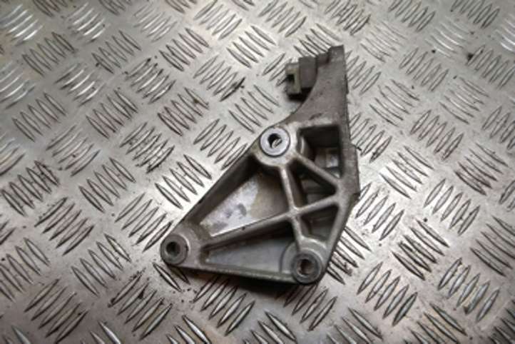 Opel Meriva (2006 - 2010)  332253673 Кронштейн