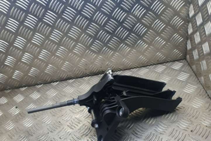 Opel Meriva (2010 - 2014)  8126300250 Механизм переключения передач (кулиса) (в салоне)